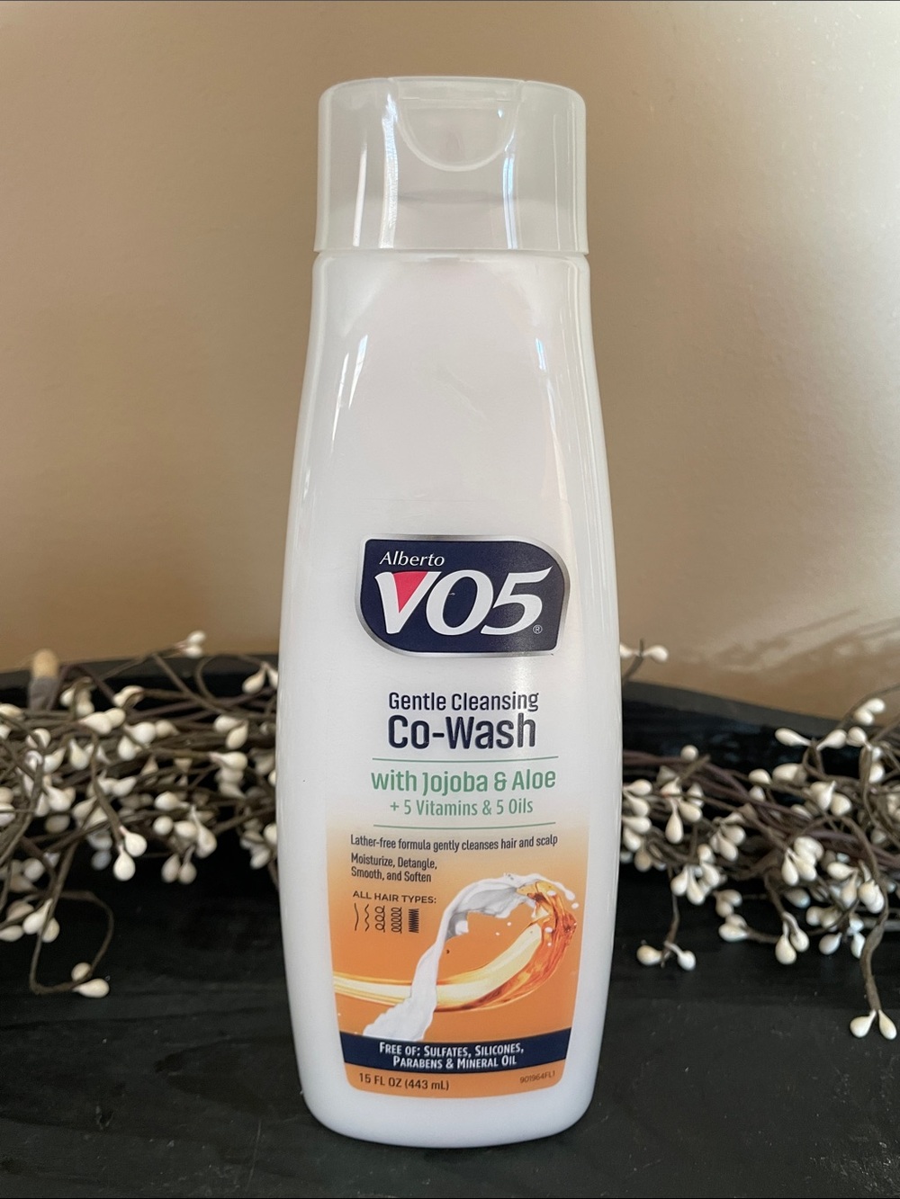 NEW VO5 Co-Wash with Jojoba & Aloe + 5 Vitamins & Oils